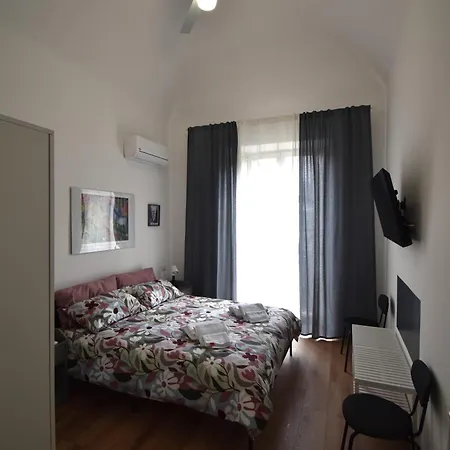 La Corte Fiorita Holiday home Catania